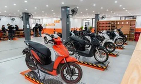 Xem xưởng dịch vụ 1.000m2 của Dat Bike ở Hà Nội: Xử lý cùng lúc 70 xe, có phụ tùng cho cả xe đã ngừng bán