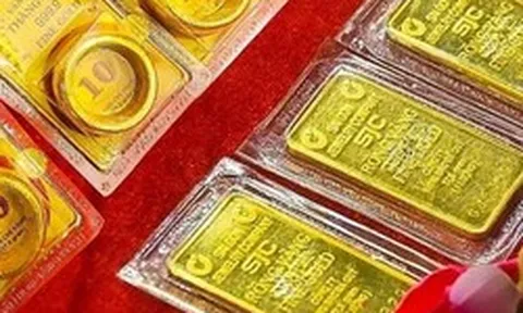 Giá vàng miếng, vàng nhẫn chiều 19/8: SJC, PNJ, DOJI, Bảo Tín Minh Châu, Bảo Tín Mạnh Hải đi ngang, Mi Hồng bất ngờ quay đầu