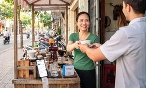 VNPAY trang bị loa thông báo giao dịch, giúp hộ kinh doanh giảm chi phí chuyển đổi số