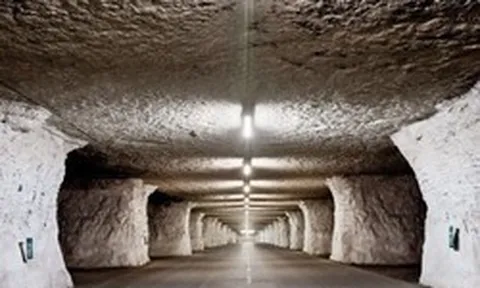 Biến mỏ đá 270 triệu năm thành 'siêu đô thị ngầm' 1,3 triệu m2: mùa hè nhiệt độ chỉ 18 độ C, tiết kiệm 70% tổng chi phí