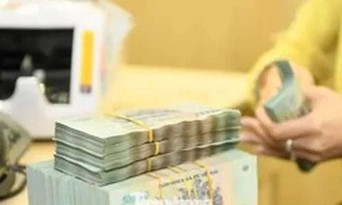 Huy động vốn ngân hàng vượt tín dụng: Sắp có bất ngờ về lãi suất?