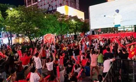 Bia Saigon cùng người hâm mộ nối dài niềm tự hào bóng đá Việt Nam
