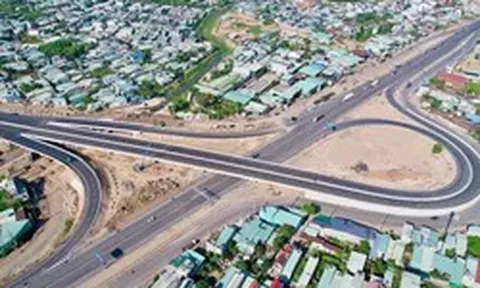 TPHCM đề xuất nghiên cứu thêm hai tuyến vành đai dài hàng trăm km