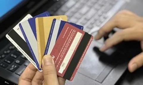 Công an điều tra 27 tài khoản được mở tại nhiều ngân hàng: Phát hiện việc lưu giữ hình ảnh đối phó xác thực sinh trắc học