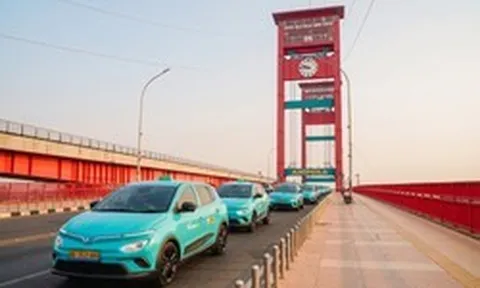 Hãng taxi của tỷ phú Phạm Nhật Vượng mở thêm một thị trường khi có Tân Tổng Giám đốc