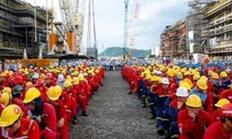 43 ngày đêm thức cùng biển: Đưa pháo đài thép Made in Vietnam "xuất ngoại", CEO Đan Mạch nức lời khen
