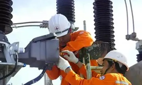 Điều gì giúp EVN lãi hơn 20.800 tỷ đồng sau nửa năm?