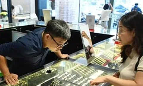 Fed tăng lãi suất, nhà đầu tư vàng nên làm gì?