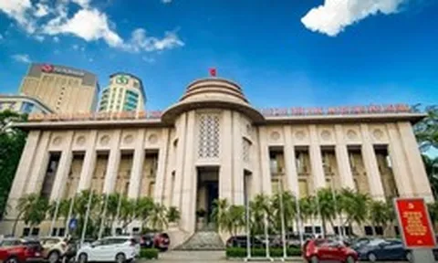 NHNN làm rõ thông tin dư luận về giám sát phòng, chống rửa tiền với khách hàng VIP, lãnh đạo ngân hàng