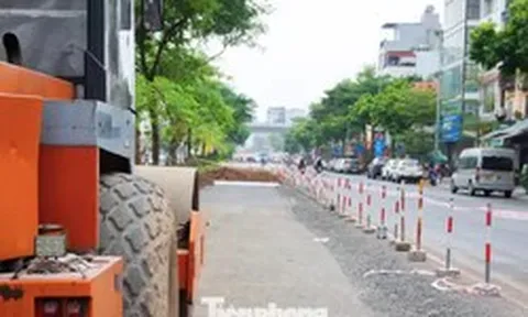 Hà Nội: Xén dải phân cách, mở rộng tuyến đường 'đắt nhất hành tinh'