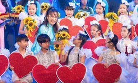 Doanh nhân Nguyễn Thị Phương Thảo dự chương trình “Kết nối yêu thương” của Hội Liên hiệp Phụ nữ Việt Nam