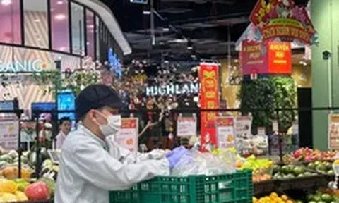 Xăng tăng gần 5.000 đồng/lít từ tháng 9, lo giá hàng hóa khó hạ nhiệt