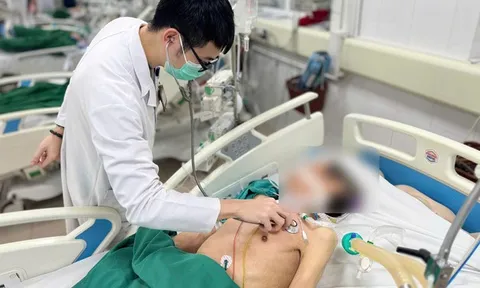 Cúm A diễn biến nặng, suy hô hấp dù chỉ sốt 38 độ