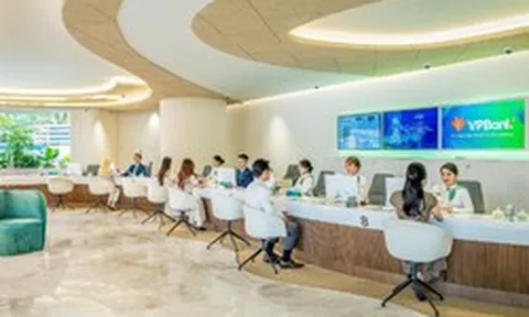 VPBank đồng loạt giảm lãi suất cho vay và huy động
