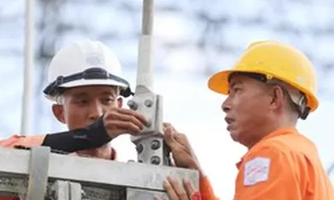 Đề xuất áp dụng ngay biểu giá điện 5 bậc và khung giờ cao điểm mới