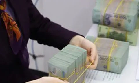 Lãi suất ngày 25/10 tại Agribank, Vietcombank, BIDV, VietinBank, MB, VPBank, Techcombank, Sacombank, HDBank,...