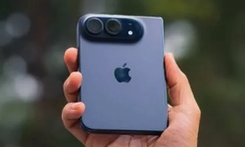 'Mua iPhone Duo chỉ phí tiền nhưng...'