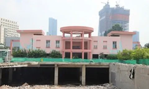 Dỡ sân khấu Sen Hồng, nhường chỗ làm ga đường sắt Bến Thành - Cần Giờ