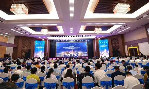 Gần 1.000 nhà đầu tư tham dự Hội thảo “Nhận diện tiềm năng và cơ hội đầu tư thị trường Bất động sản Tây Nam Bộ năm 2023”